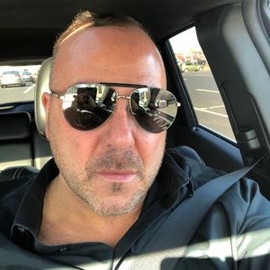 Meet your Posher, Scott